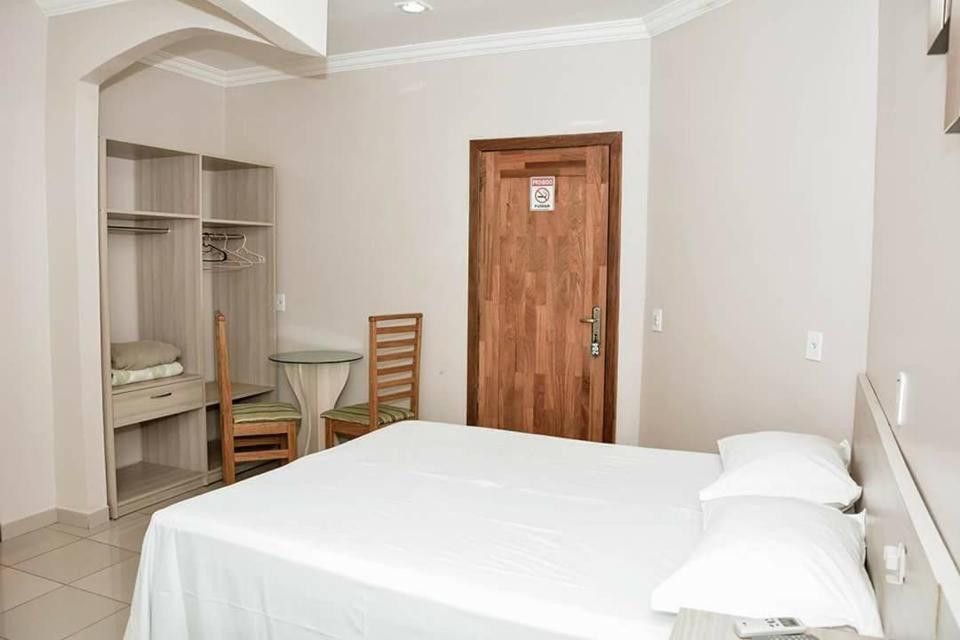 Hotel G & K Brasileia Exterior photo
